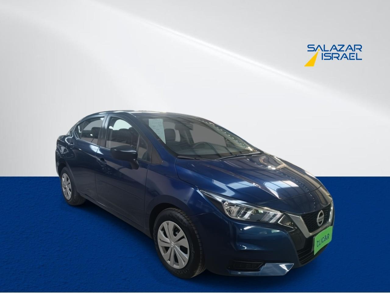Automovil Nissan Versa