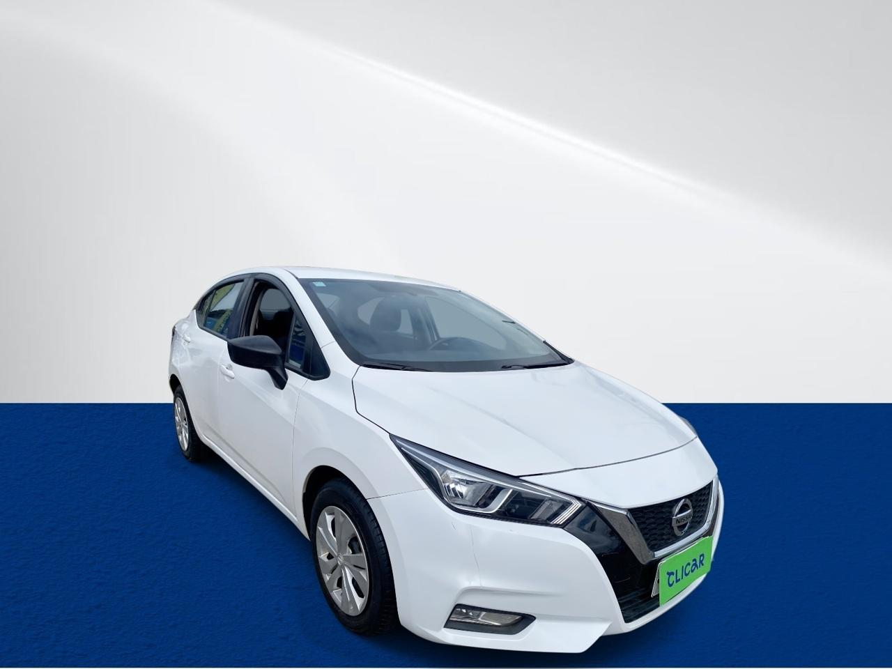 Automovil Nissan Versa