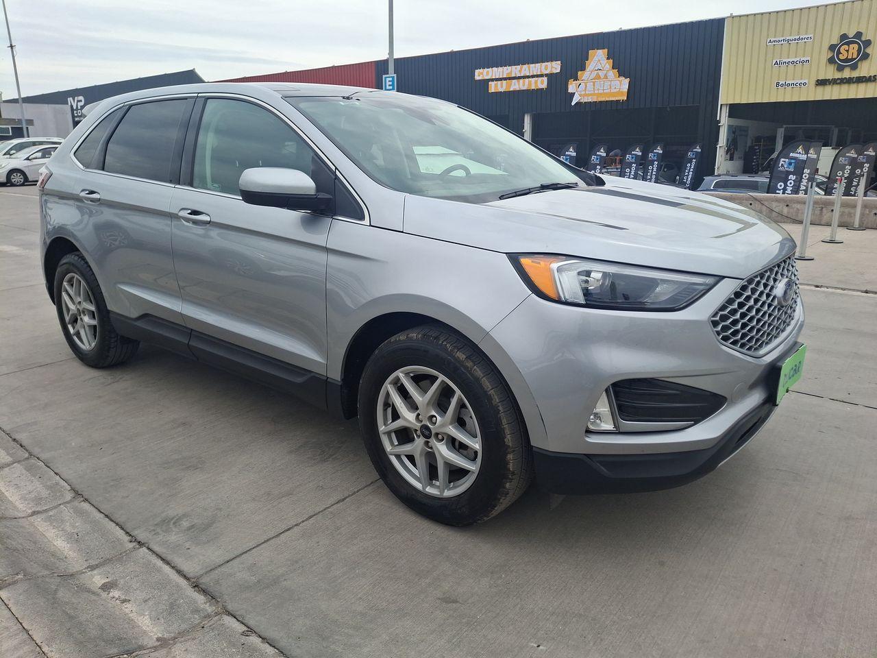 Station Wagon Ford Edge