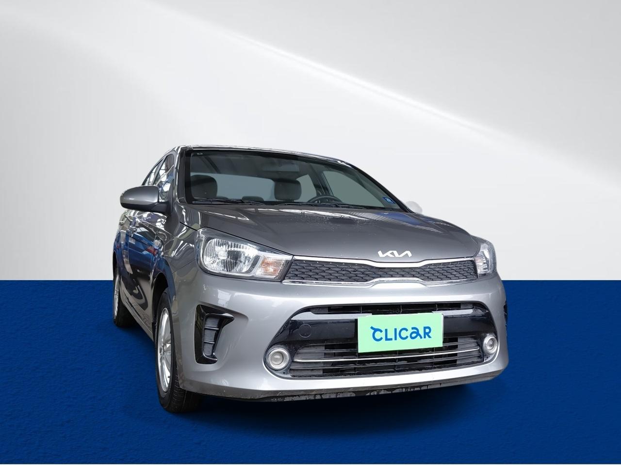 Automovil Kia Soluto