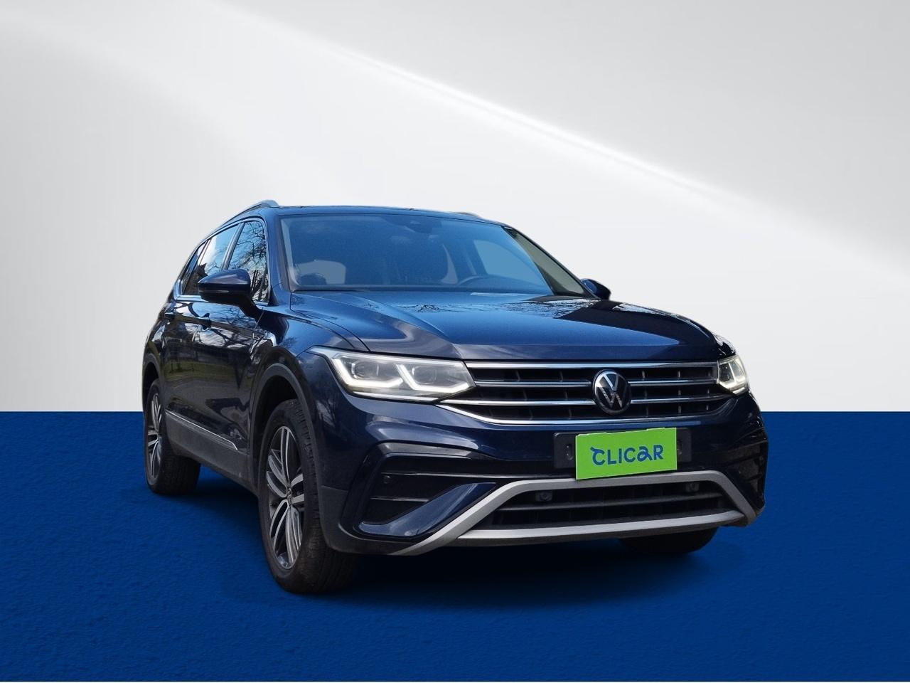 Station Wagon Volkswagen Tiguan