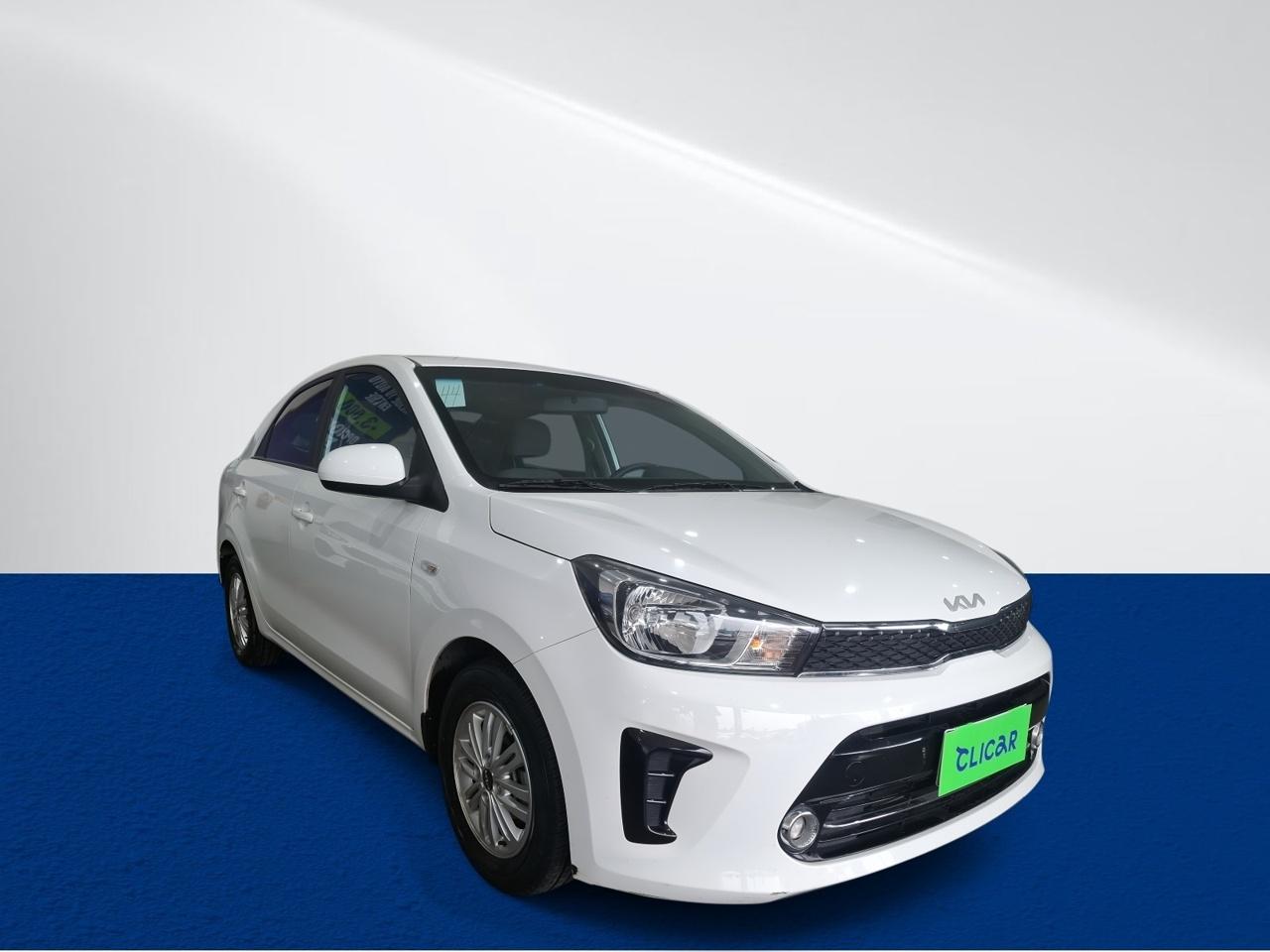 Automovil Kia Soluto