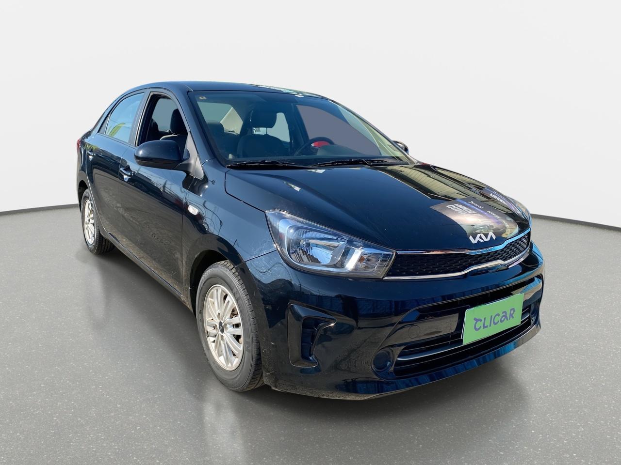 Automovil Kia Soluto