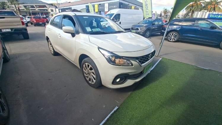 Automovil Suzuki Baleno